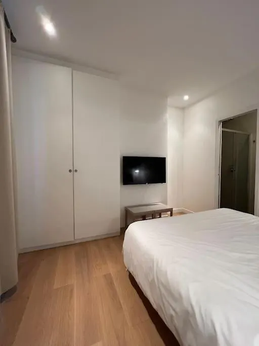Апартаменты Luxury Appartment, Champs Elysees, Neuf ! Париж
